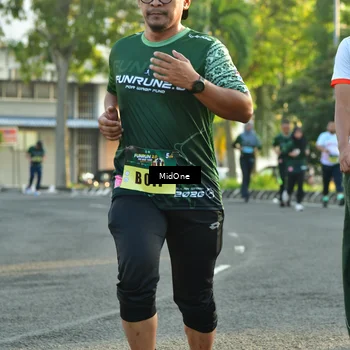 Runner Photo 5962945