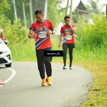 Runner Photo 5963101