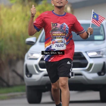 Runner Photo 5963172