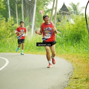Runner Photo 5963272