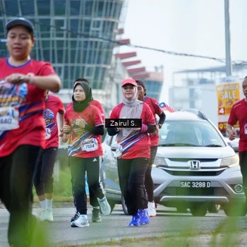Runner Photo 5963302