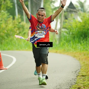 Runner Photo 5963370