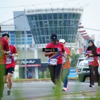 Runner Photo 5963412