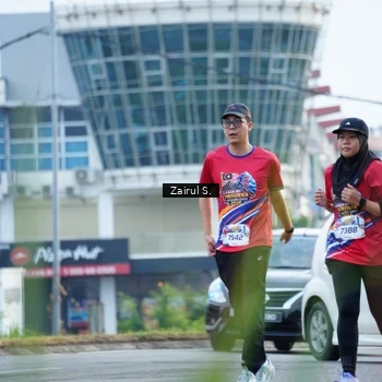 Runner Photo 5963436