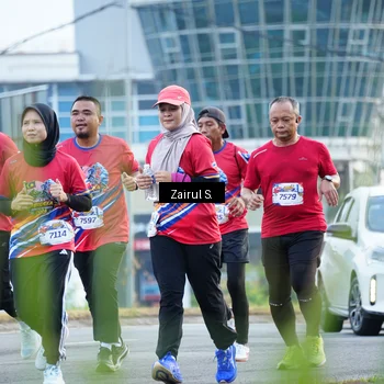 Runner Photo 5963443