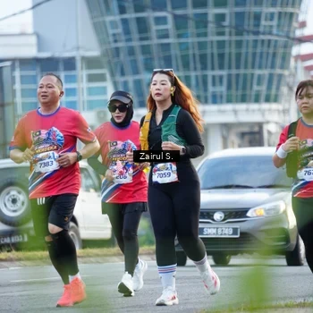 Runner Photo 5963547