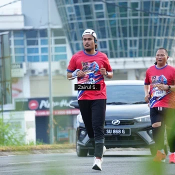 Runner Photo 5963555