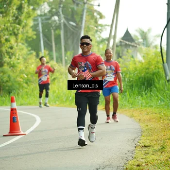 Runner Photo 5963595