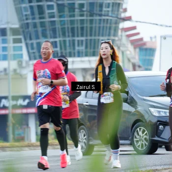 Runner Photo 5963602
