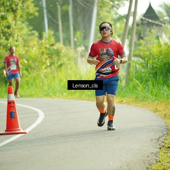 Runner Photo 5963683