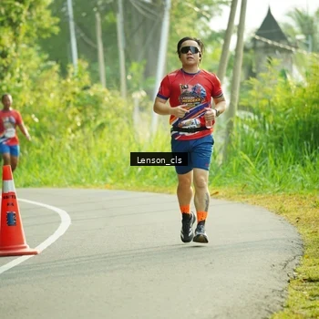 Runner Photo 5963684