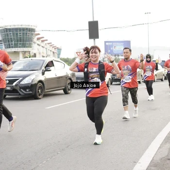 Runner Photo 5963691