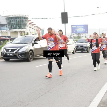 Runner Photo 5963732