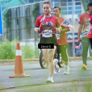 Runner Photo 5963758