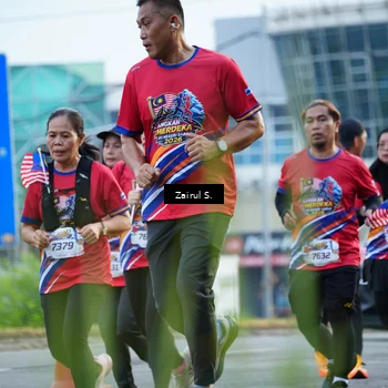 Runner Photo 5963771