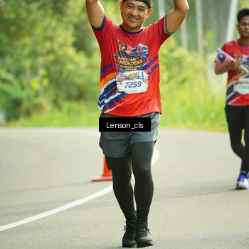 Runner Photo 5963891