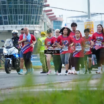 Runner Photo 5964022