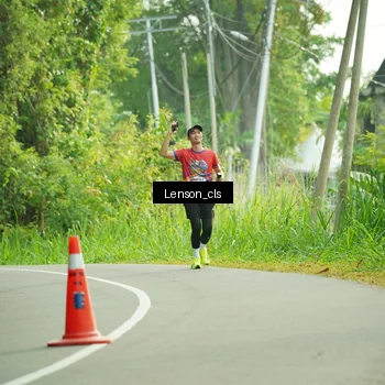 Runner Photo 5964135