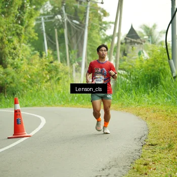 Runner Photo 5964553