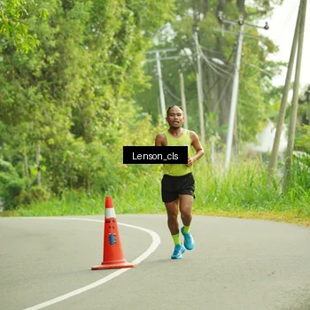 Runner Photo 5965041