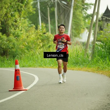 Runner Photo 5965344