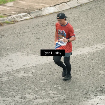 Runner Photo 5966074