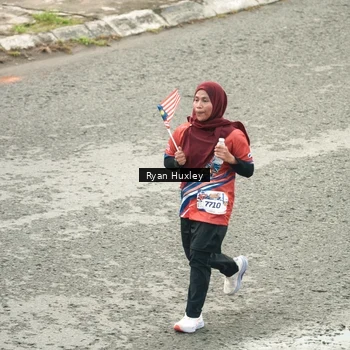 Runner Photo 5966100