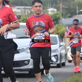Runner Photo 5966123