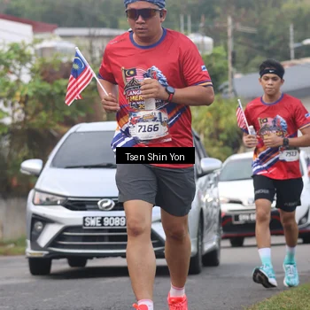 Runner Photo 5966236