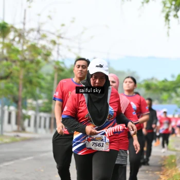 Runner Photo 5966237