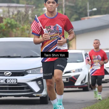 Runner Photo 5966302