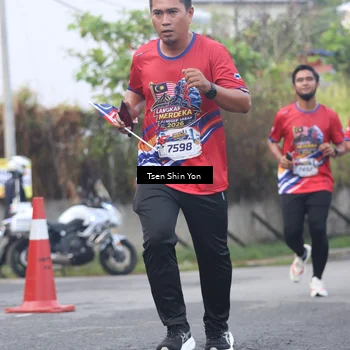Runner Photo 5969902