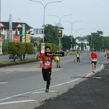 Runner Photo 5972403