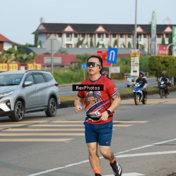 Runner Photo 5972476