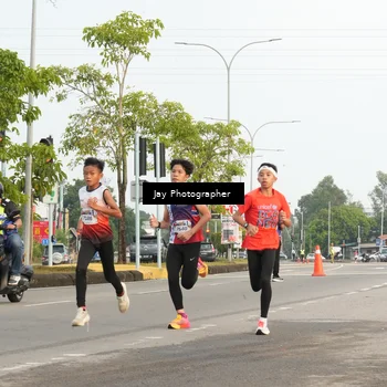 Runner Photo 5972497