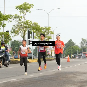 Runner Photo 5972516