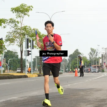 Runner Photo 5972975
