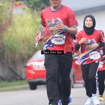 Runner Photo 5973065