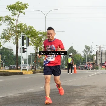 Runner Photo 5973315