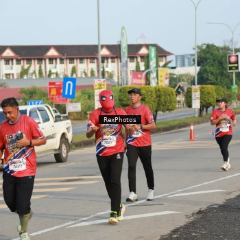 Runner Photo 5973431