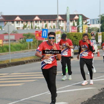 Runner Photo 5973546