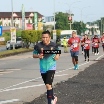 Runner Photo 5973615