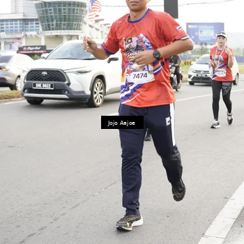 Runner Photo 5973665