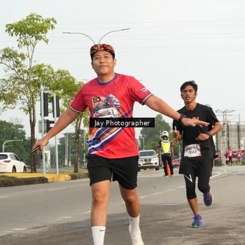 Runner Photo 5973974