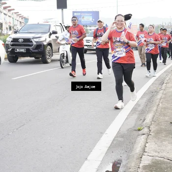 Runner Photo 5974425