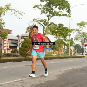 Runner Photo 5974437