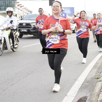 Runner Photo 5974674