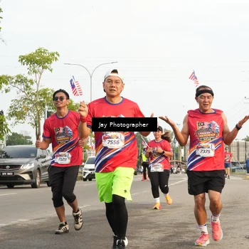 Runner Photo 5975035
