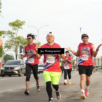 Runner Photo 5975105