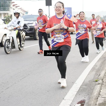 Runner Photo 5975107